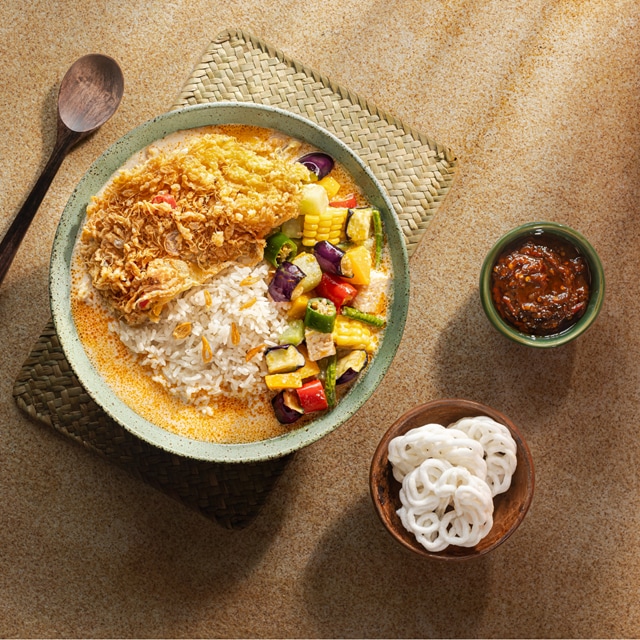 Nasi Siram Lodeh Telur Krispi Nasi Siram Lodeh Telur Krispi